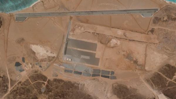 پایگاه هوایی مرموزی که در جزیره آتشفشانی یمن ساخته می گردد