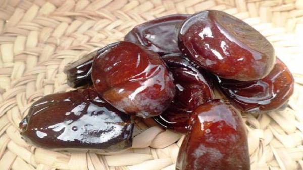 برداشت خرما در سیستان و بلوچستان از مرز 140 هزار تن گذشت برداشت خرما در سیستان و بلوچستان از مرز 140 هزار تن گذشت